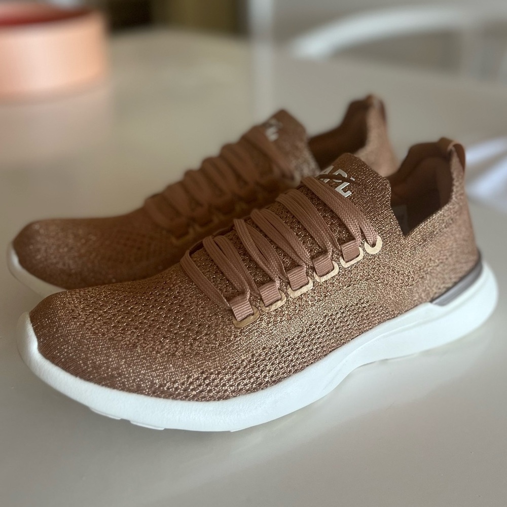 APL Techloom Breeze, Rose Gold Size 6.5